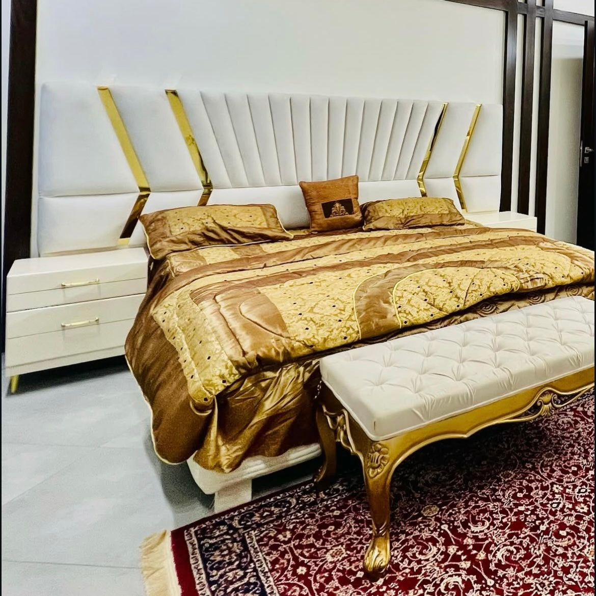 Velvet Vouge Bedroom Set