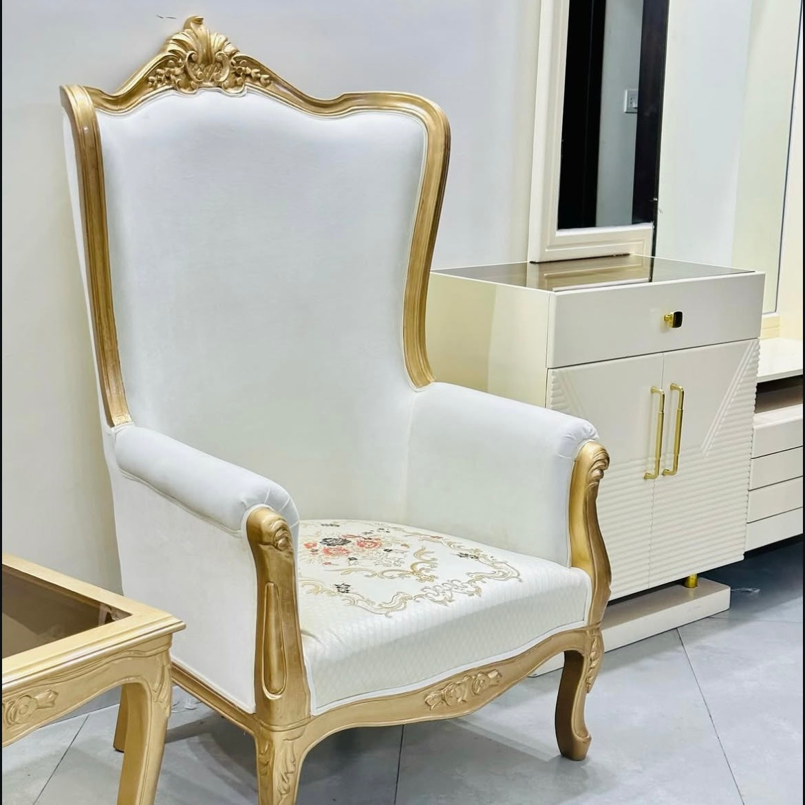 Velvet Vouge Bedroom Set