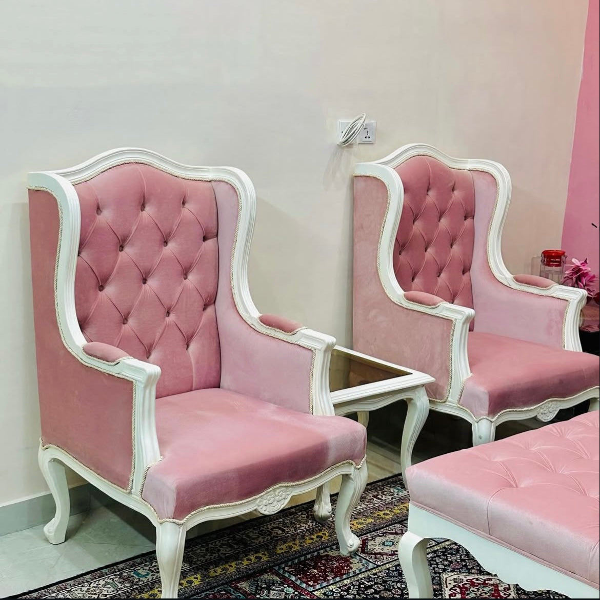 Crowning Glory Bedroom Set