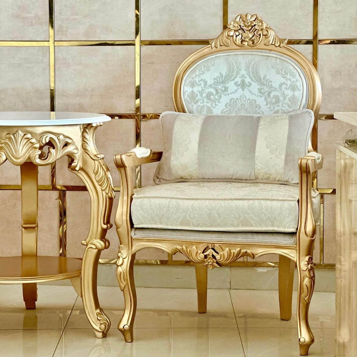 Victoria Chair Set