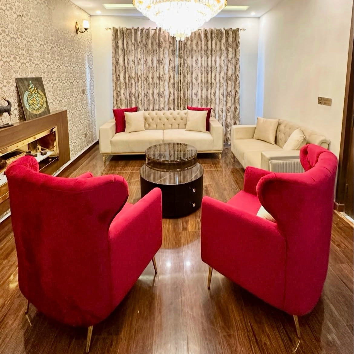 Chic Modern Living Room Set